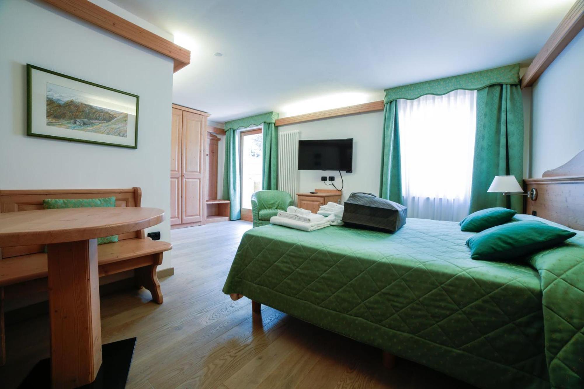 Nivis Hotel Folgarida Eksteriør billede